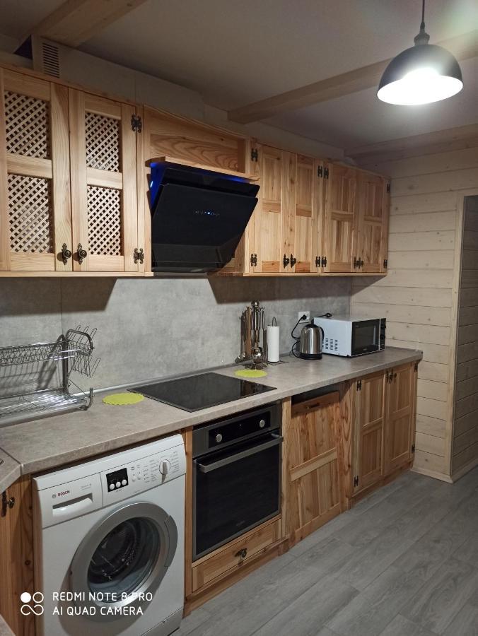 Brand New 2020 Specious Apartment Druzi 2 Palyanytsya Exterior photo